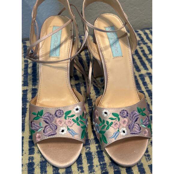 Betsey Johnson Viven Floral Embroidered Strappy Heels - Picture 3 of 7
